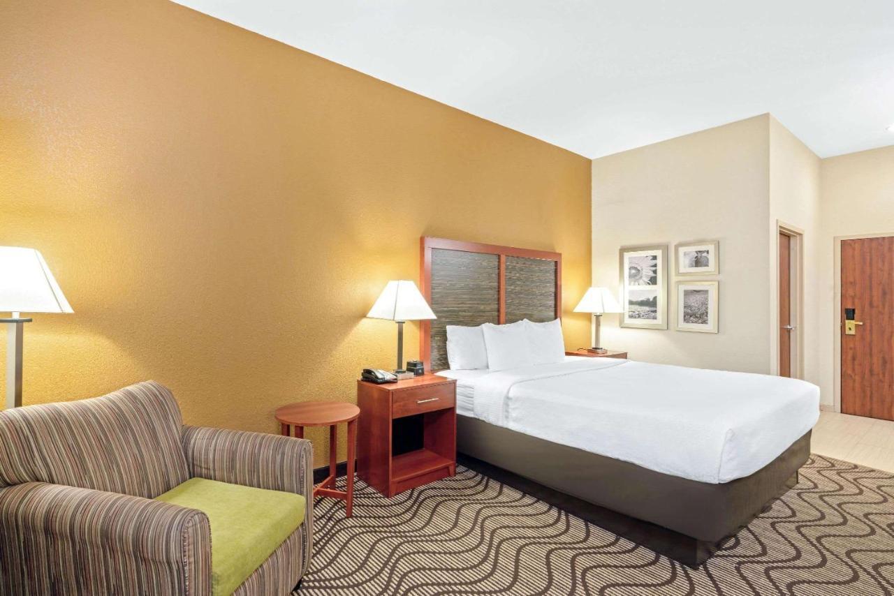 La Quinta By Wyndham Midwest City - Tinker Afb Exterior photo