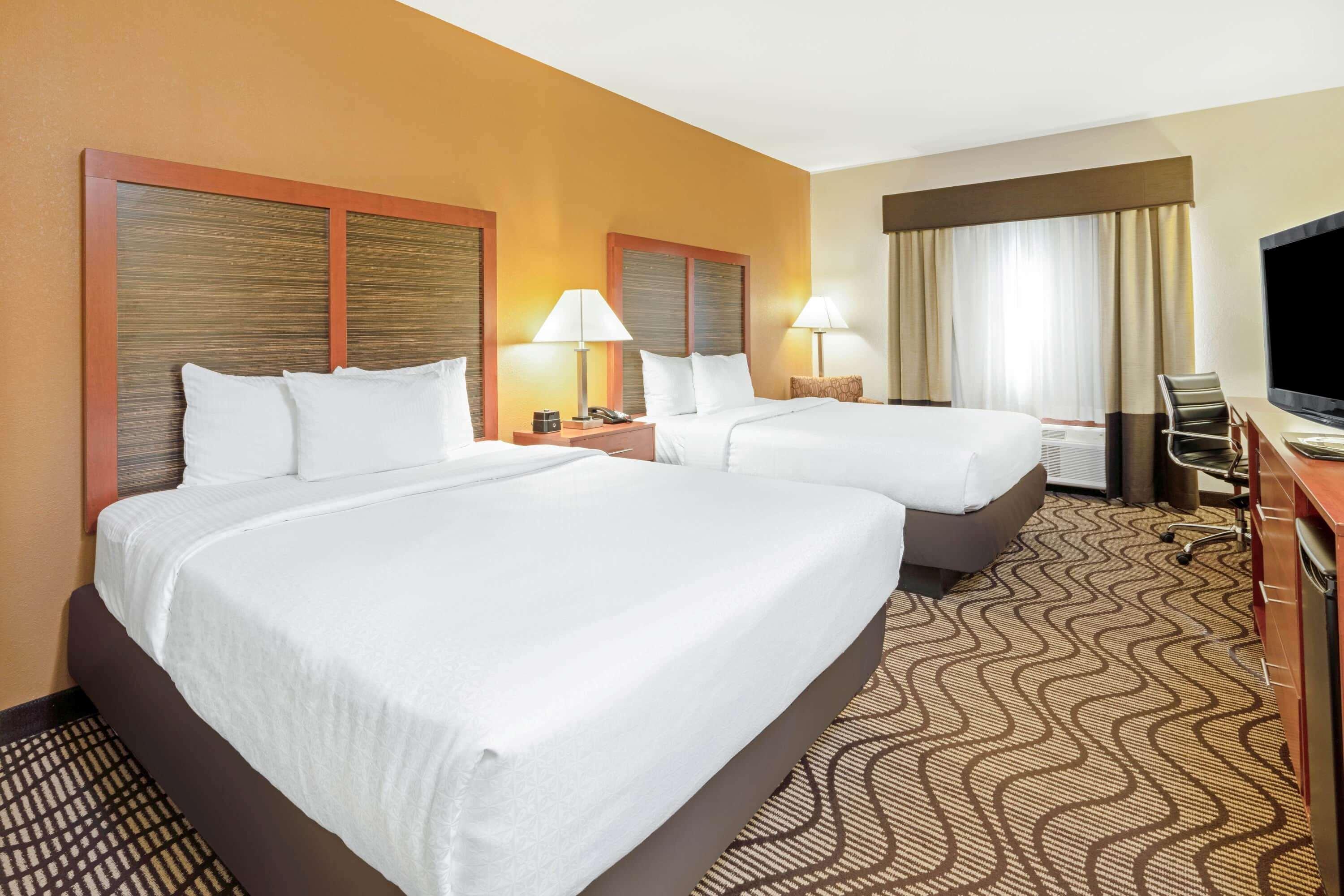 La Quinta By Wyndham Midwest City - Tinker Afb Exterior photo