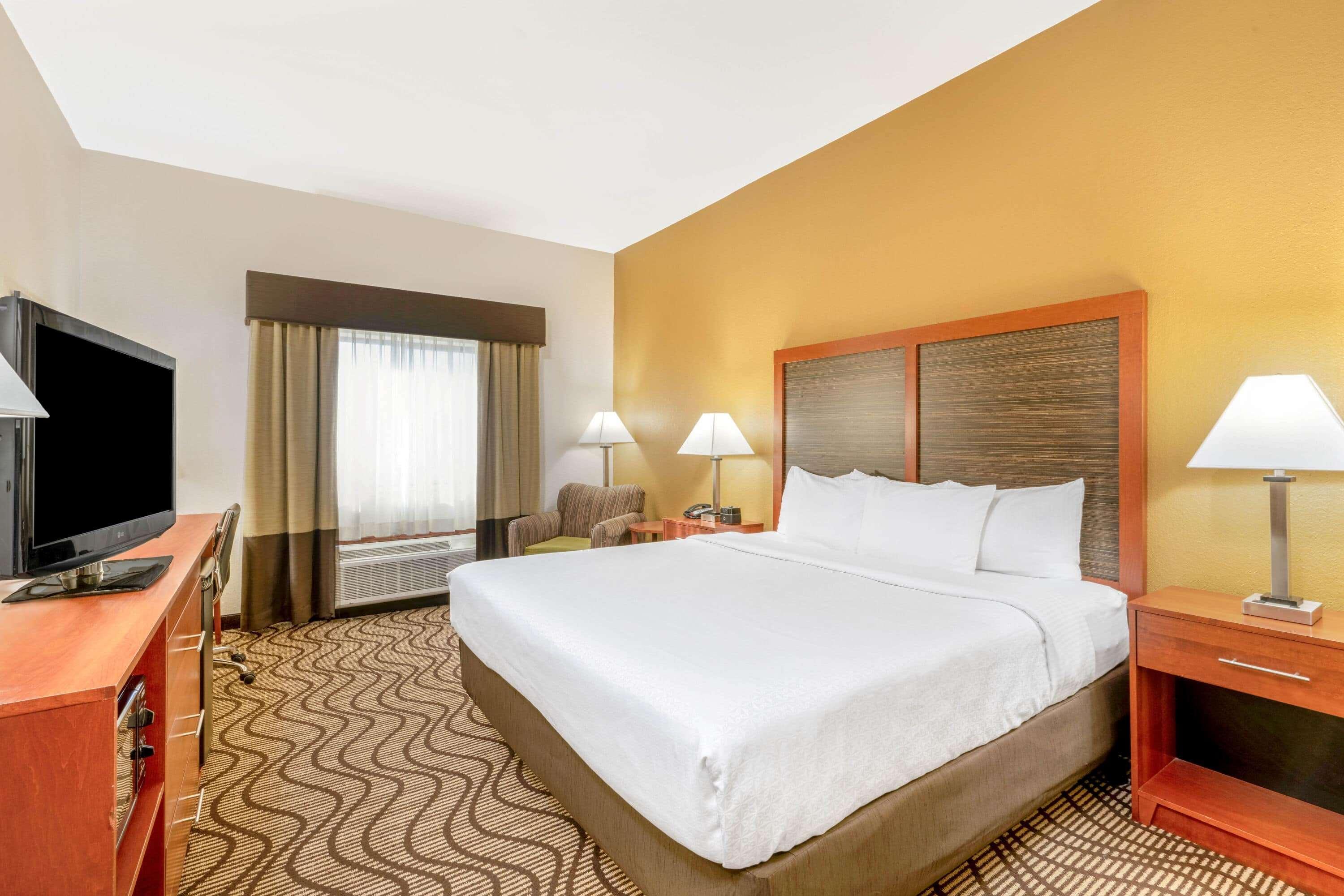 La Quinta By Wyndham Midwest City - Tinker Afb Exterior photo