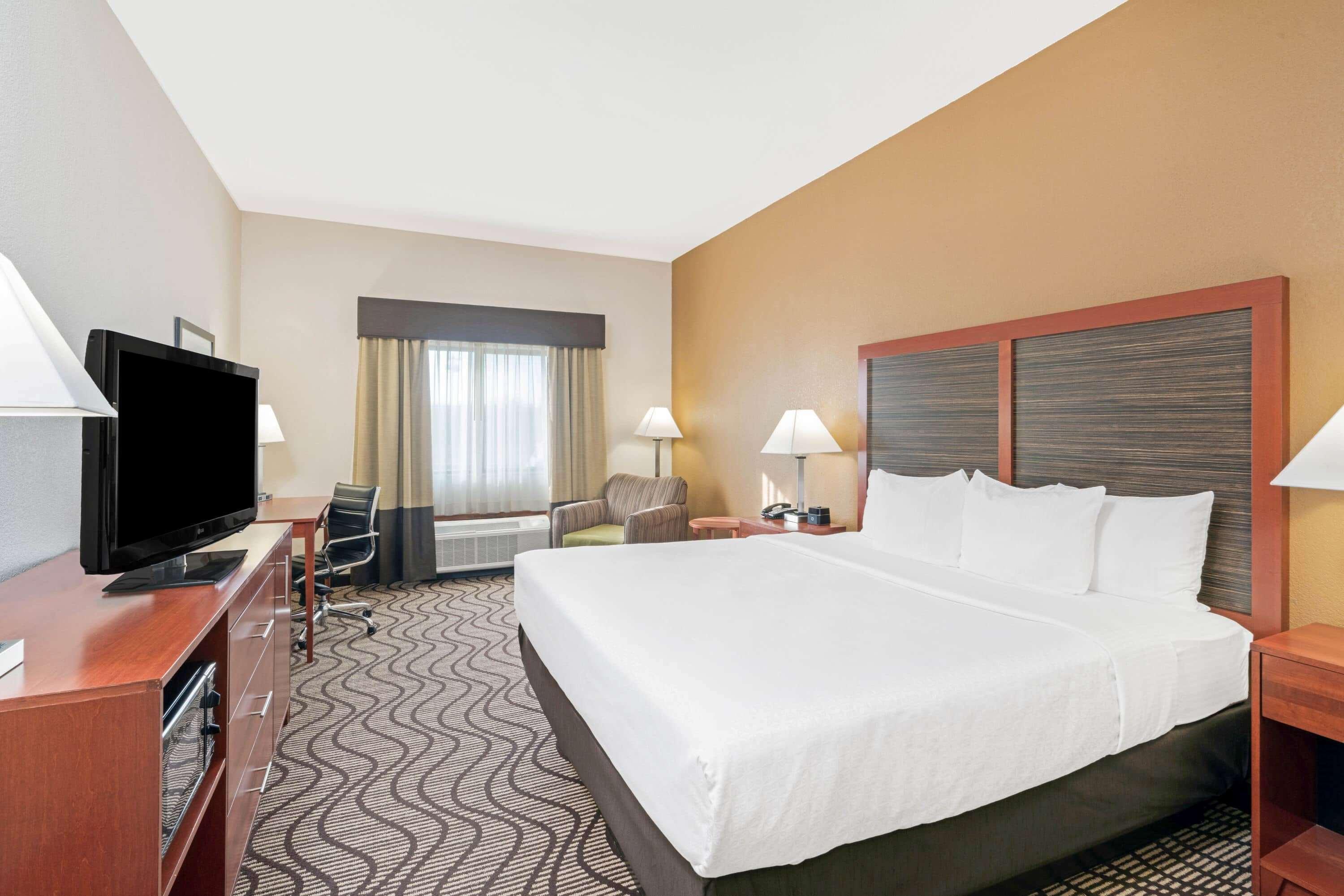 La Quinta By Wyndham Midwest City - Tinker Afb Exterior photo