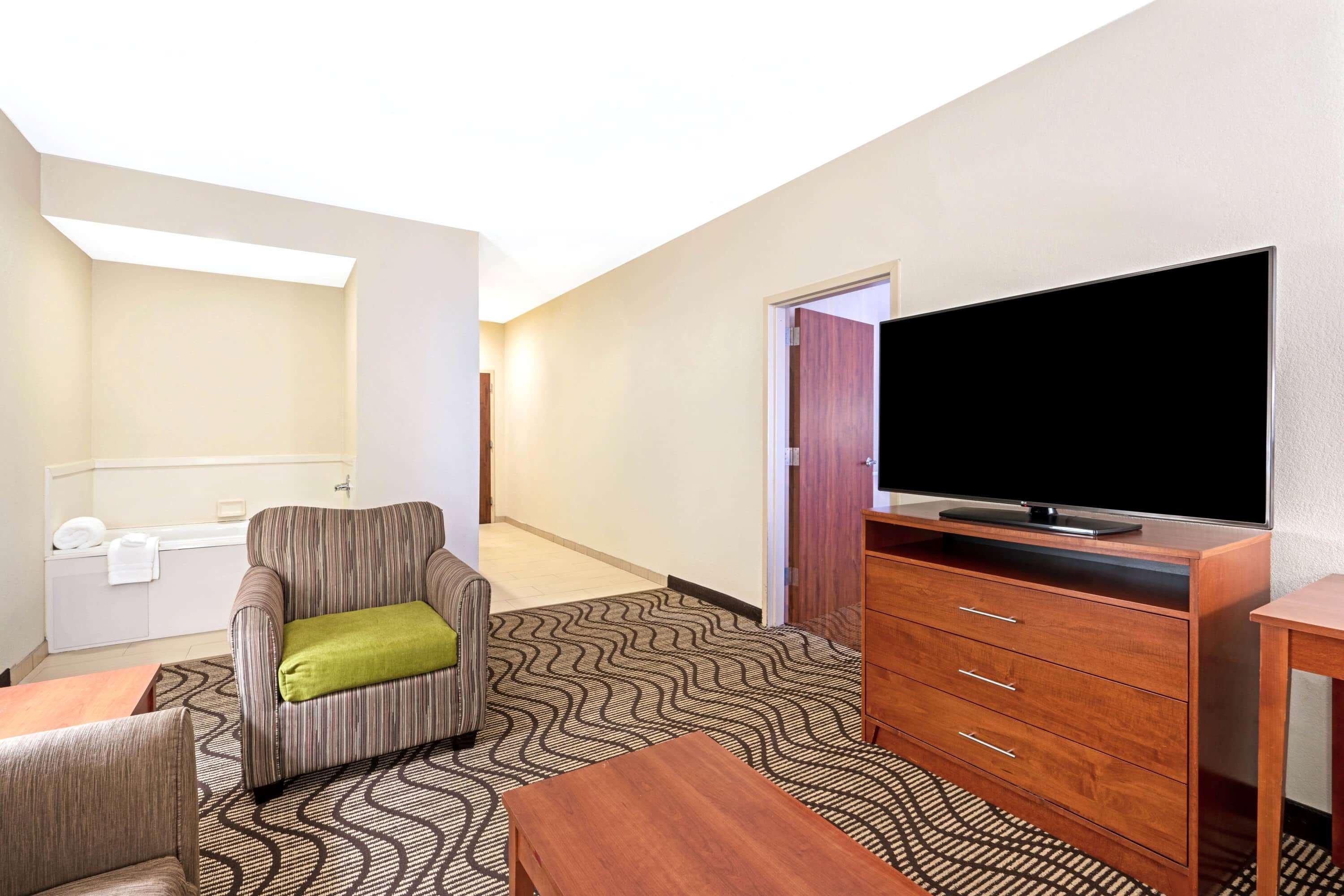 La Quinta By Wyndham Midwest City - Tinker Afb Exterior photo